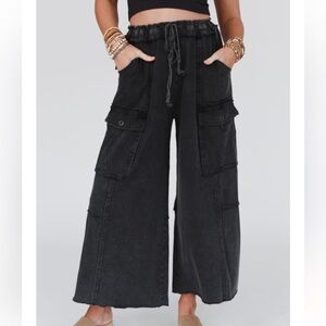 Easel Wide Leg Pant